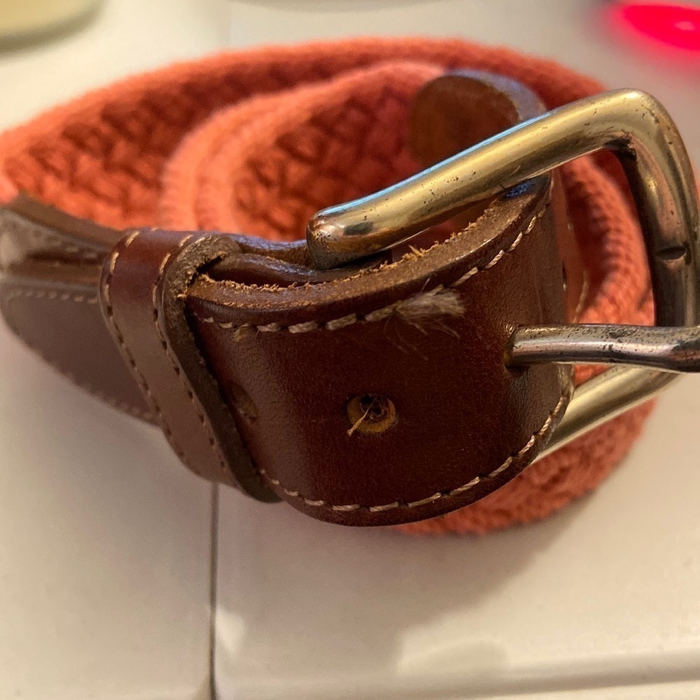 Women’s size medium, Eddie Bauer coral pink belt with leather